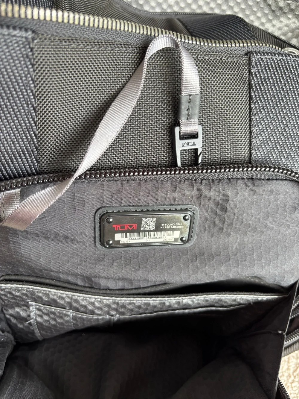 Tumi alpha bravo